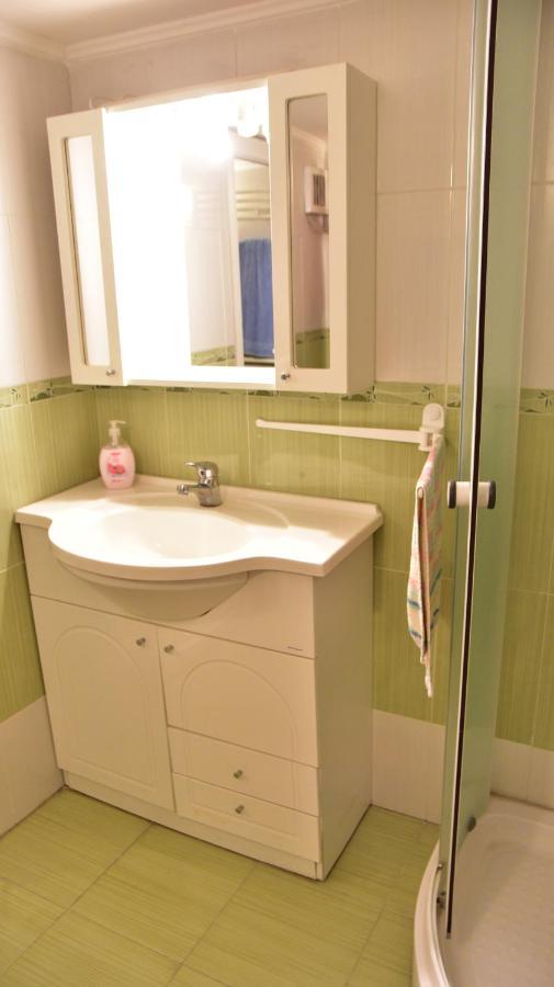 Ultracentral Apartment Near Moscovitz Palace Орадеа Екстериор снимка